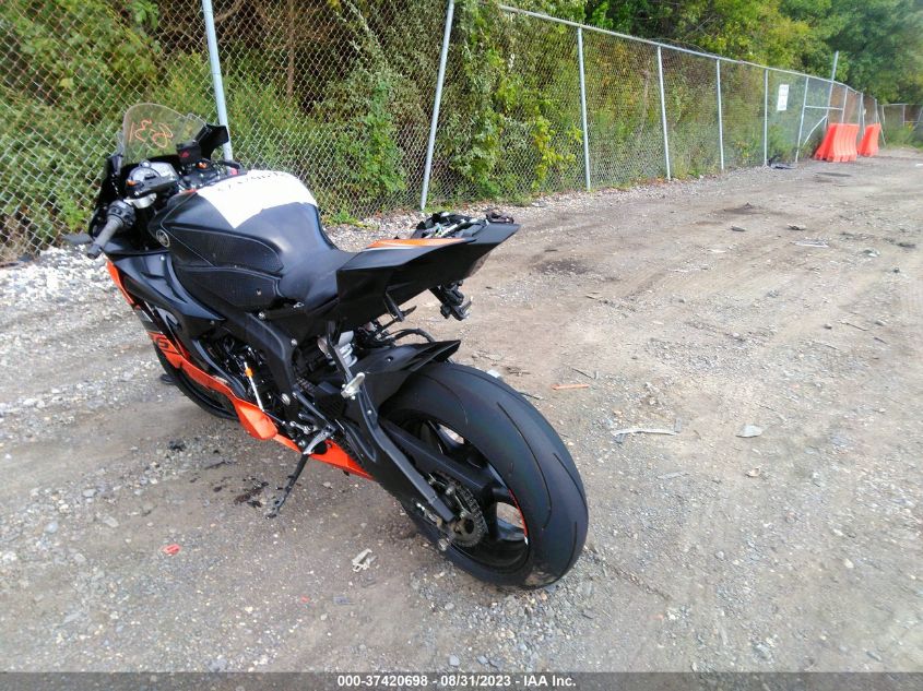 2020 YAMAHA YZFR6 JYARJ28E8LA006414