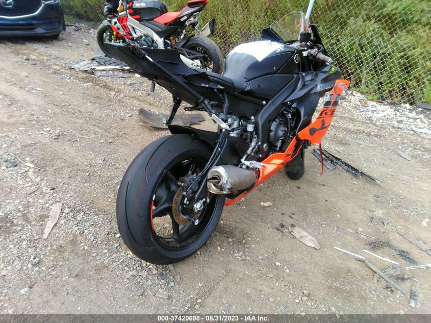 2020 YAMAHA YZFR6 JYARJ28E8LA006414