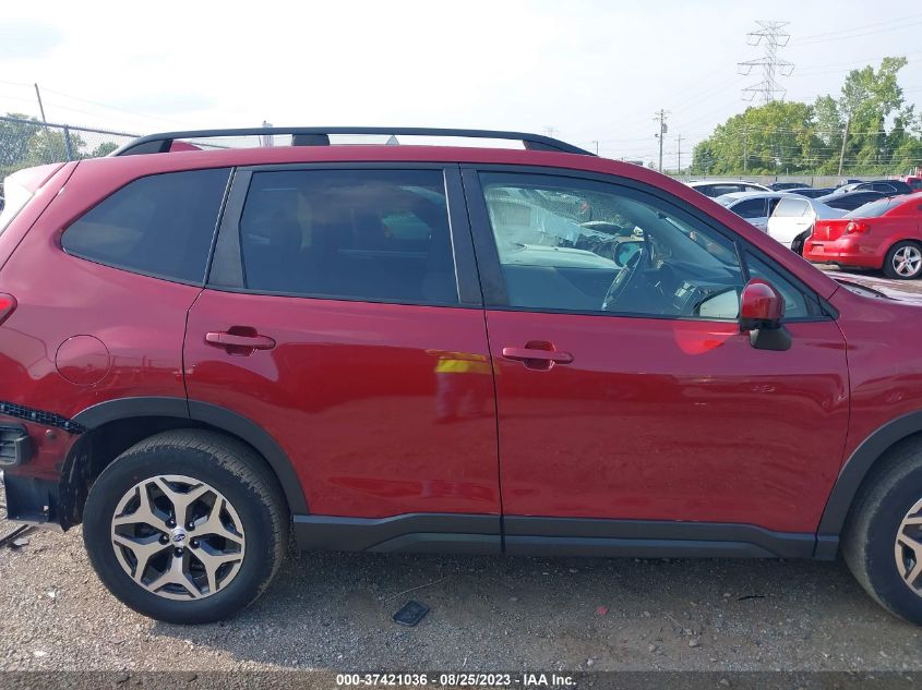 2020 SUBARU FORESTER PREMIUM - JF2SKAJC2LH451200