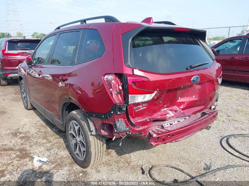 2020 SUBARU FORESTER PREMIUM - JF2SKAJC2LH451200