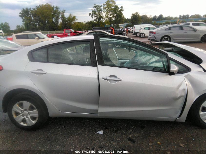 2016 KIA FORTE LX - KNAFK4A66G5561800