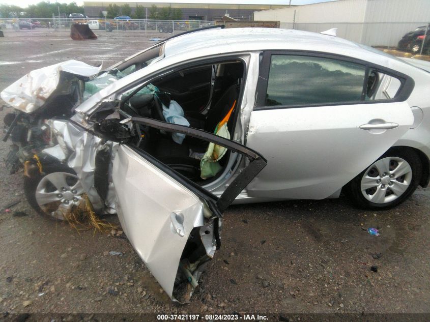 2016 KIA FORTE LX - KNAFK4A66G5561800