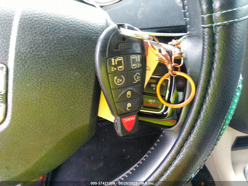 VIN 2C4RDGCG1HR790620 2017 DODGE GRAND CARAVAN SXT