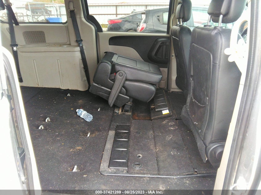 VIN 2C4RDGCG1HR790620 2017 DODGE GRAND CARAVAN SXT