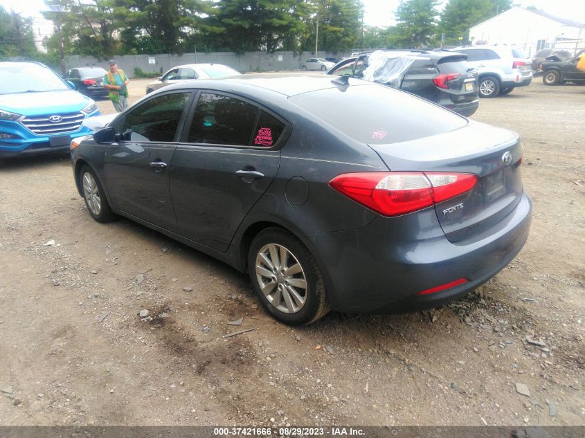 2016 KIA FORTE LX - KNAFX4A64G5612065
