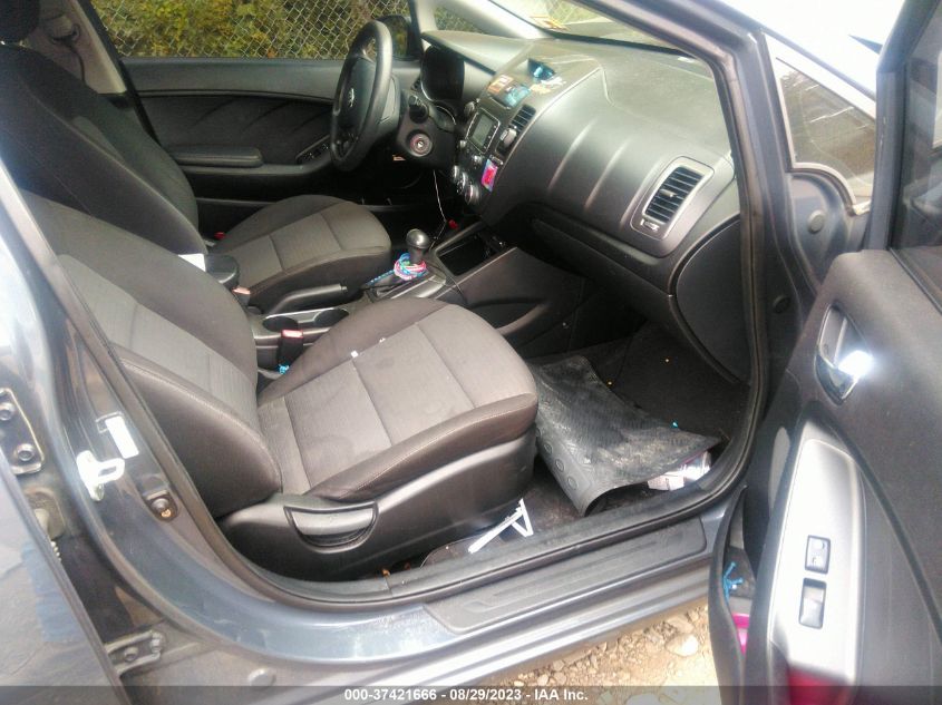 2016 KIA FORTE LX - KNAFX4A64G5612065