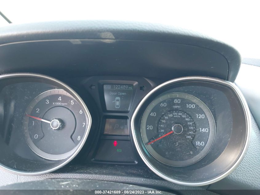 2014 HYUNDAI ELANTRA GT - KMHD35LHXEU184642