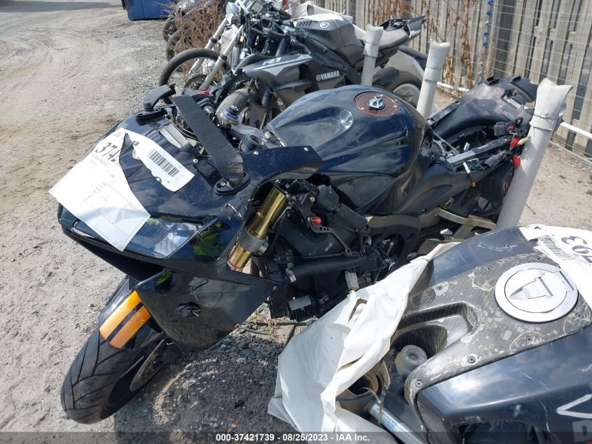 2005 HONDA CBR600 RR - JH2PC37065M205892