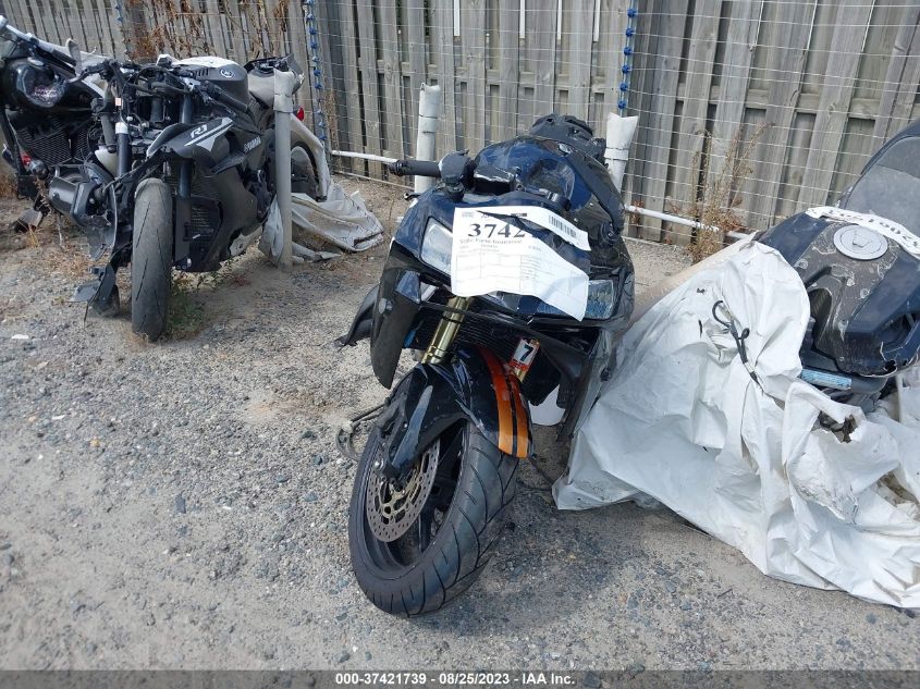 2005 HONDA CBR600 RR - JH2PC37065M205892