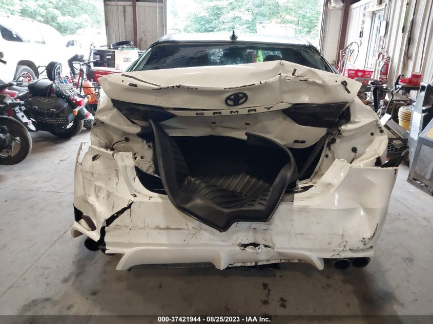 2019 TOYOTA CAMRY LE/SE/XLE/L - 4T1B11HK8KU273020