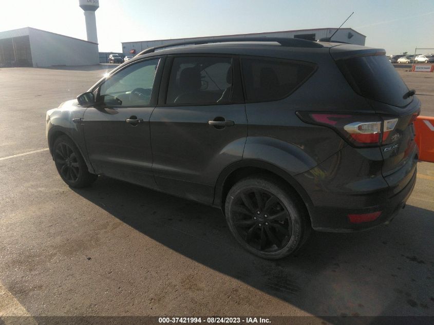 2017 FORD ESCAPE SE - 1FMCU9GD0HUB43528