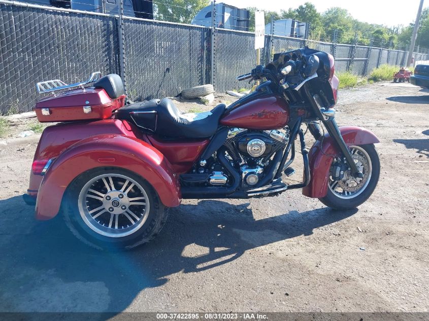 2010 HARLEY-DAVIDSON FLHXXX 1HD1MBM15AB853862