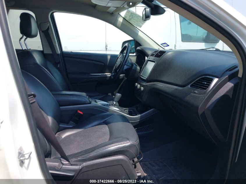 2019 DODGE JOURNEY CROSSROAD - 3C4PDCGB7KT853478