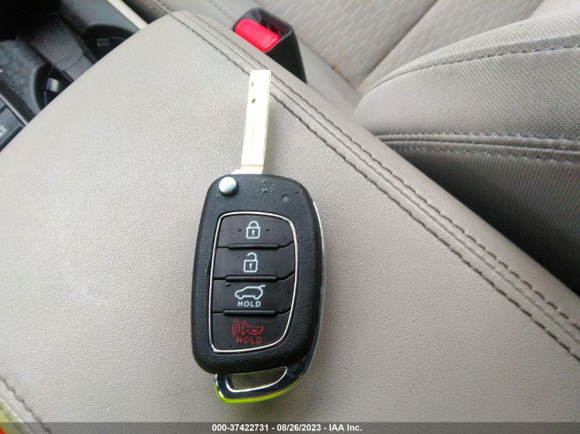 2020 HYUNDAI TUCSON SE - KM8J2CA41LU265214