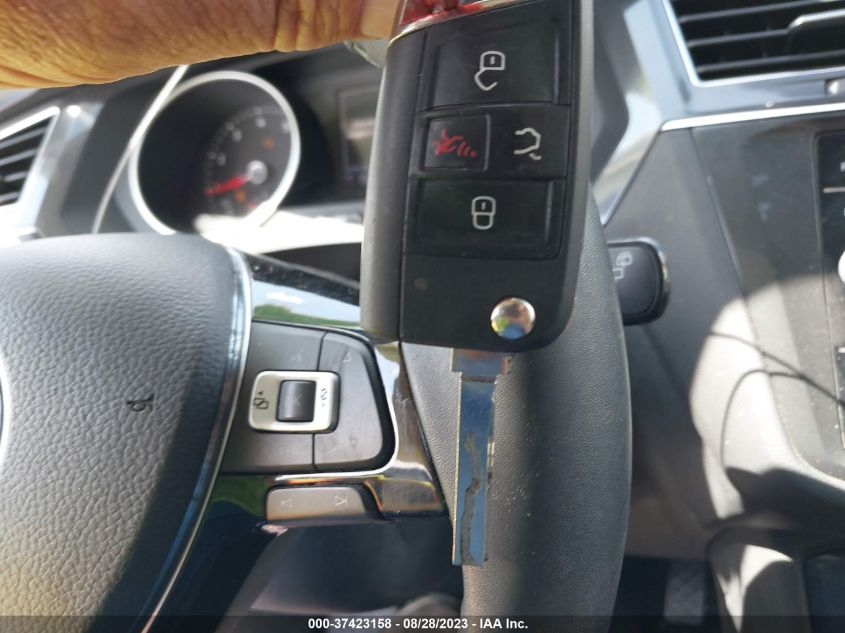 2020 VOLKSWAGEN TIGUAN SE/SEL - 3VV2B7AX5LM017323