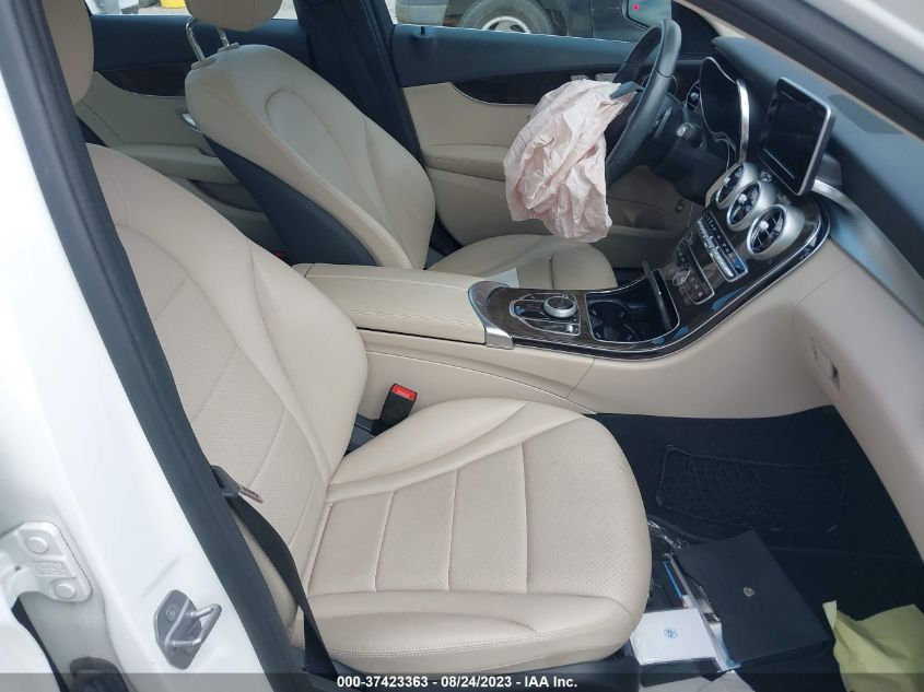 2017 MERCEDES-BENZ C-CLASS C 300 - 55SWF4JB2HU229517