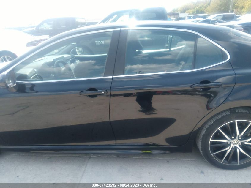 2021 TOYOTA CAMRY SE - 4T1G11AK0MU596433