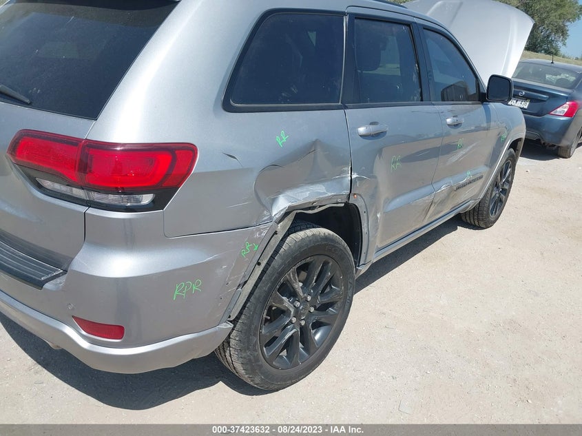 VIN 1C4RJFAG8HC714746 2017 JEEP GRAND CHEROKEE ALTITUDE