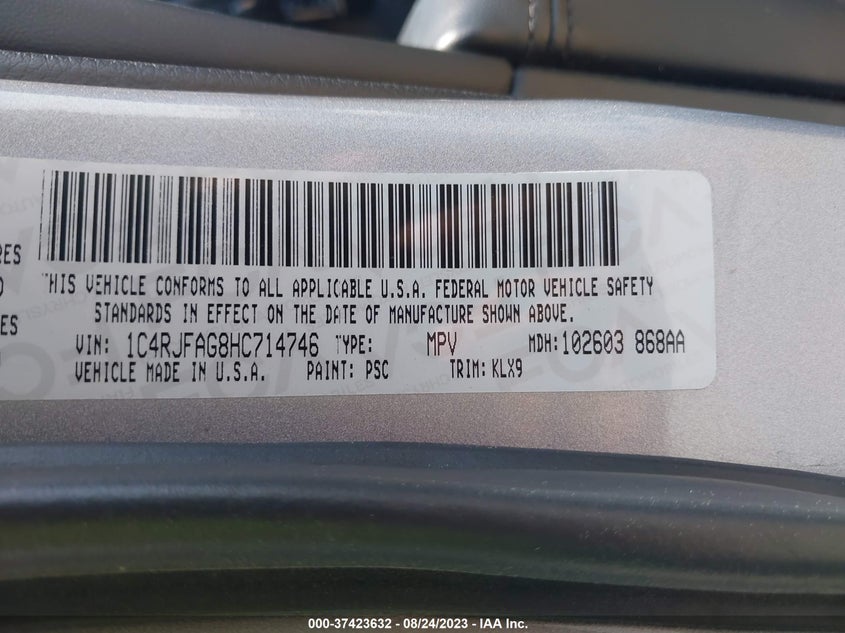 VIN 1C4RJFAG8HC714746 2017 JEEP GRAND CHEROKEE ALTITUDE