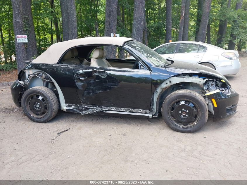 2014 VOLKSWAGEN BEETLE CONVERTIBLE 2.5L 3VW5P7AT0EM807803