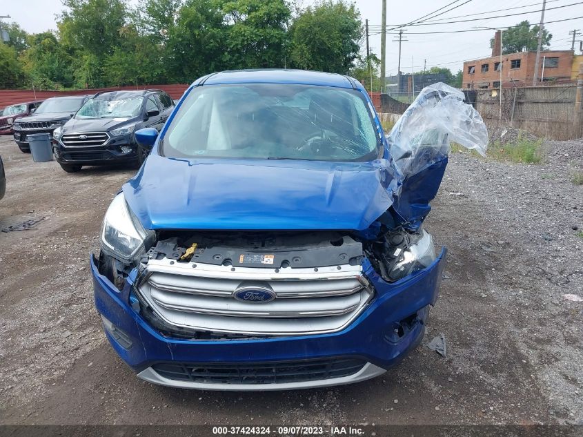 2017 FORD ESCAPE SE - 1FMCU0GD2HUC09475