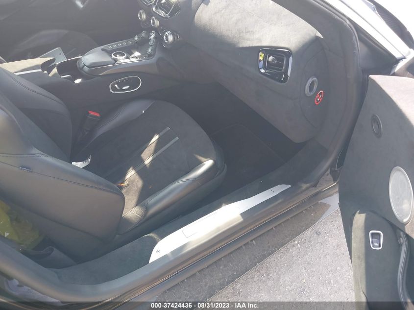 2019 ASTON MARTIN VANTAGE SCFSMGAW3KGN00593