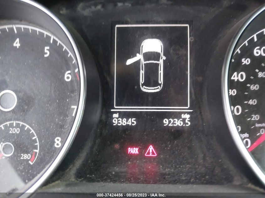 2015 VOLKSWAGEN GOLF LAUNCH EDITION - 3VW817AU9FM024777