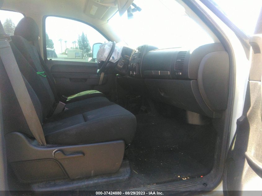 Auction sale of the 2014 GMC SIERRA 2500HD , vin: 1GT120CG4EF134232, lot number: 37424880