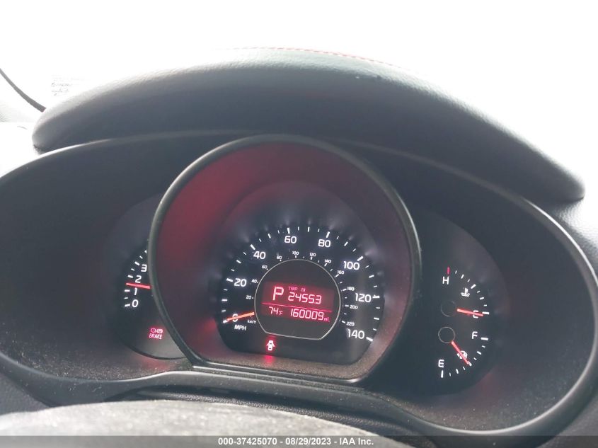 2015 KIA SOUL + - KNDJP3A57F7776279