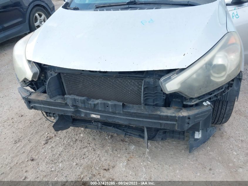 2015 KIA FORTE LX - KNAFK4A68F5315555