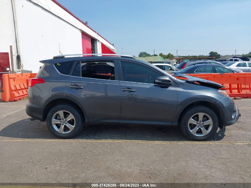 2015 TOYOTA RAV4 XLE - JTMRFREV6FD116786