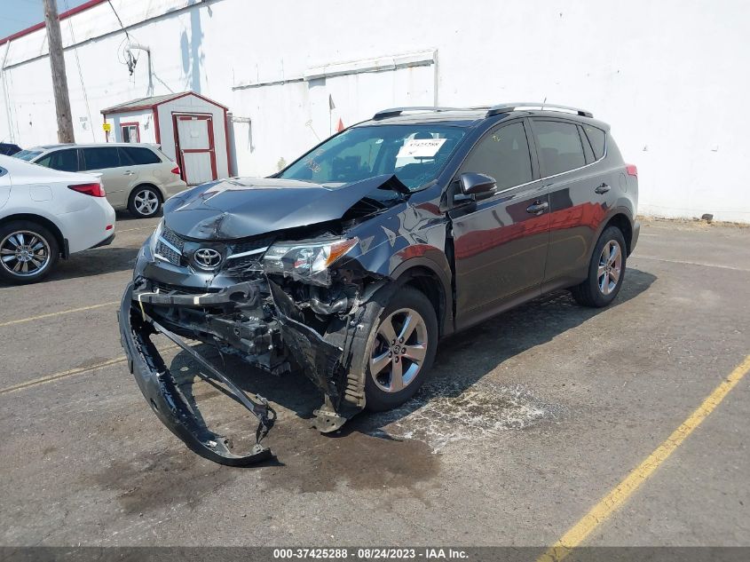 2015 TOYOTA RAV4 XLE - JTMRFREV6FD116786