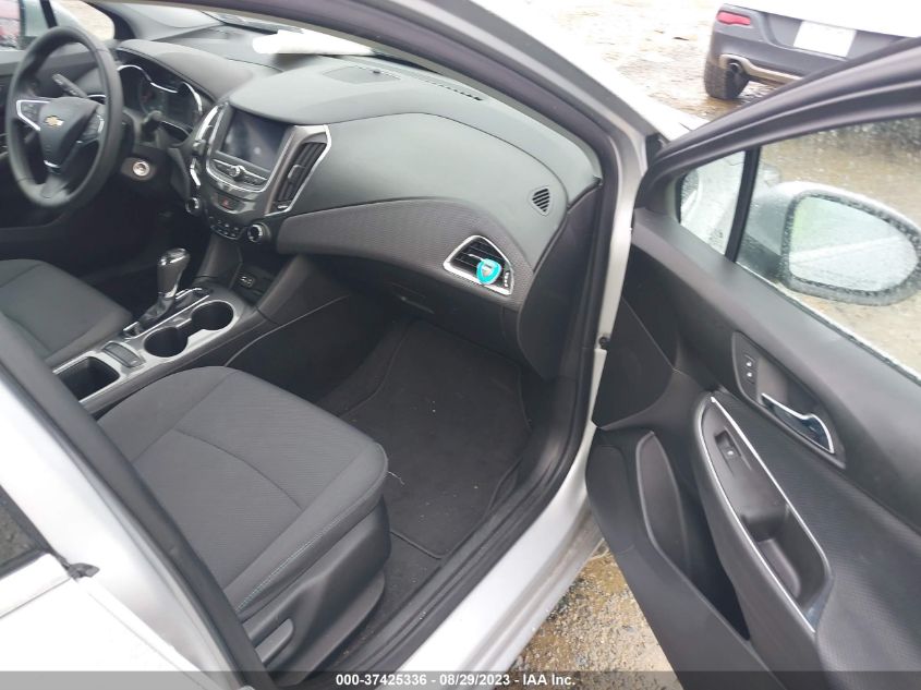 2019 CHEVROLET CRUZE LT - 1G1BE5SM6K7125126