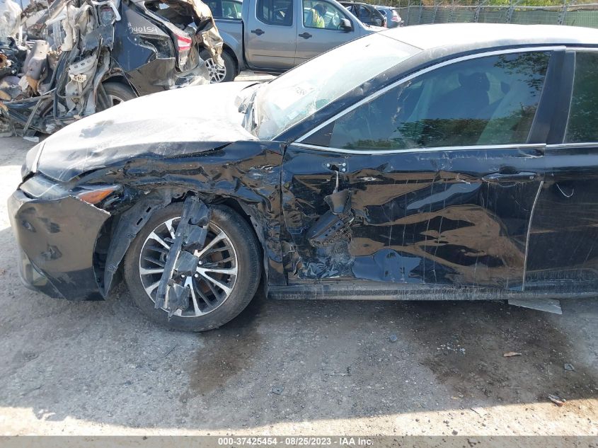2019 TOYOTA CAMRY LE/SE/XLE/L - 4T1B11HK1KU852558