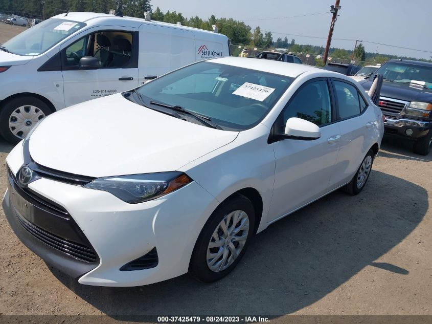 2018 TOYOTA COROLLA LE - 5YFBURHE6JP797413