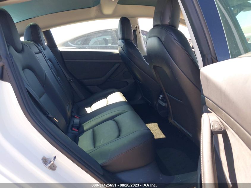 2022 TESLA MODEL 3 - 5YJ3E1EA8NF236958