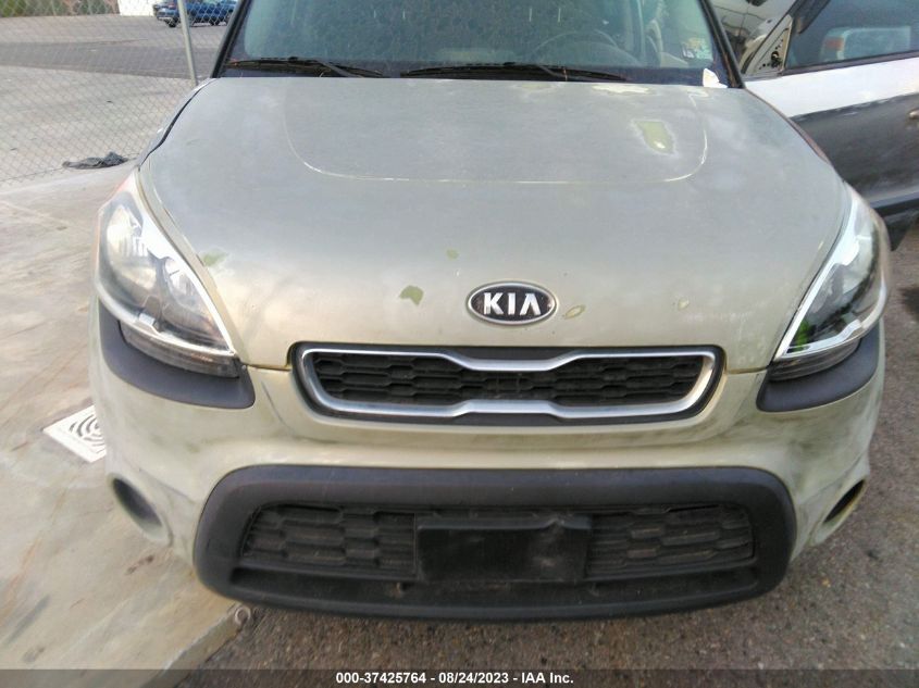 2013 KIA SOUL + - KNDJT2A67D7577423