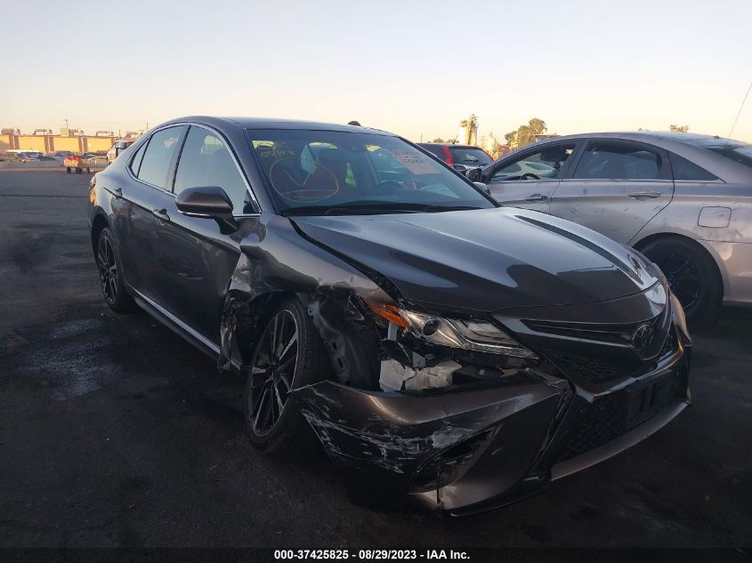 2018 TOYOTA CAMRY XSE - 4T1B61HK0JU127968