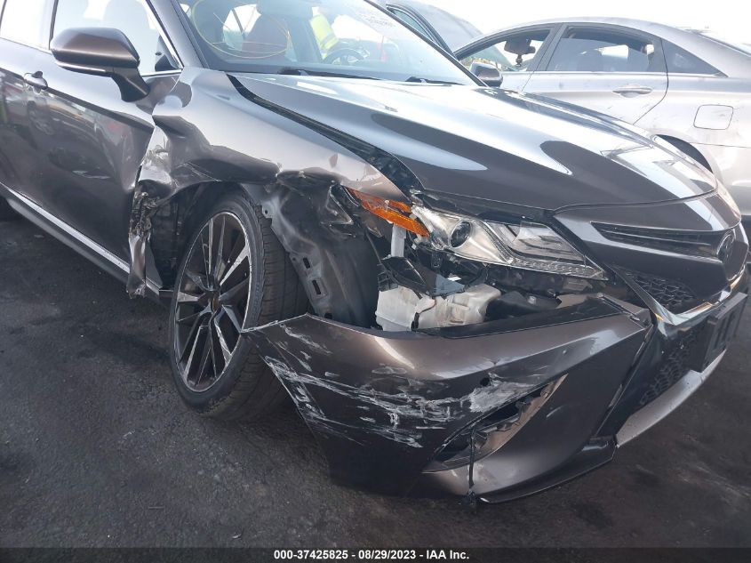 2018 TOYOTA CAMRY XSE - 4T1B61HK0JU127968