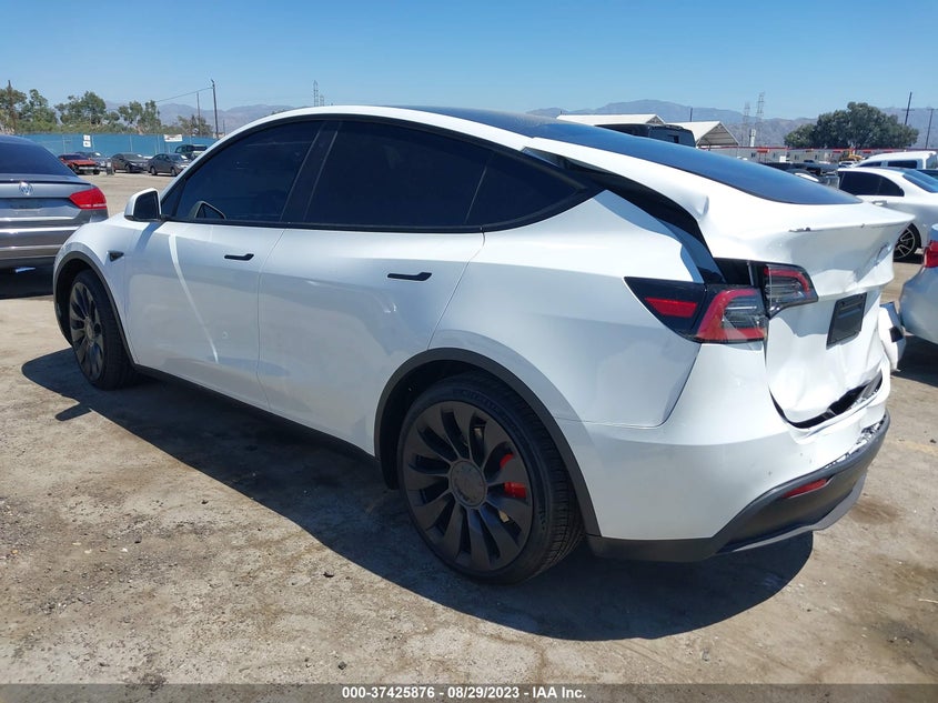 VIN 7SAYGDEF7PF763019 2023 TESLA MODEL Y