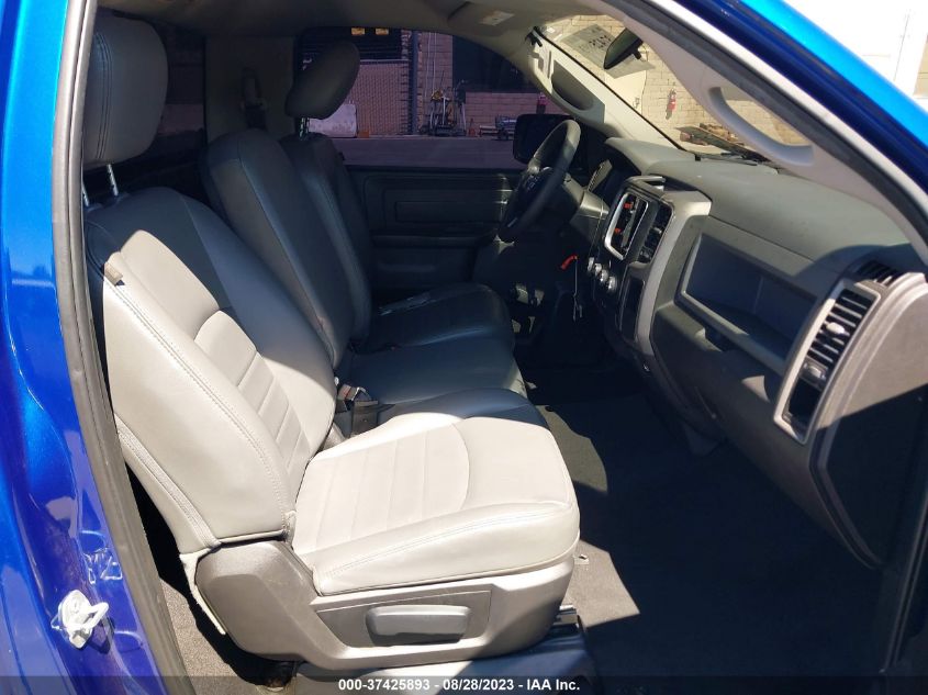 2017 RAM 1500 EXPRESS - 3C6JR6AT7HG613351