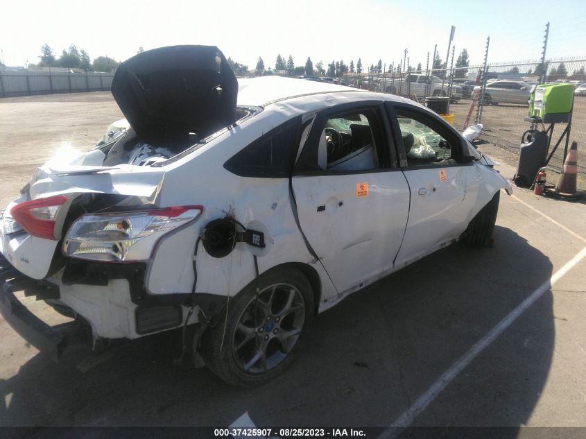 2014 FORD FOCUS SE - 1FADP3F22EL110955