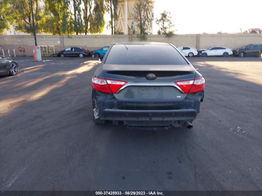 2015 TOYOTA CAMRY SE - 4T1BF1FK7FU067035