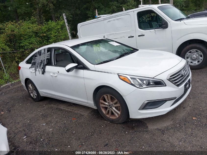 2016 HYUNDAI SONATA 2.4L SE - 5NPE24AF1GH352401