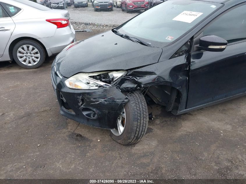 2014 FORD FOCUS SE - 1FADP3K27EL121858