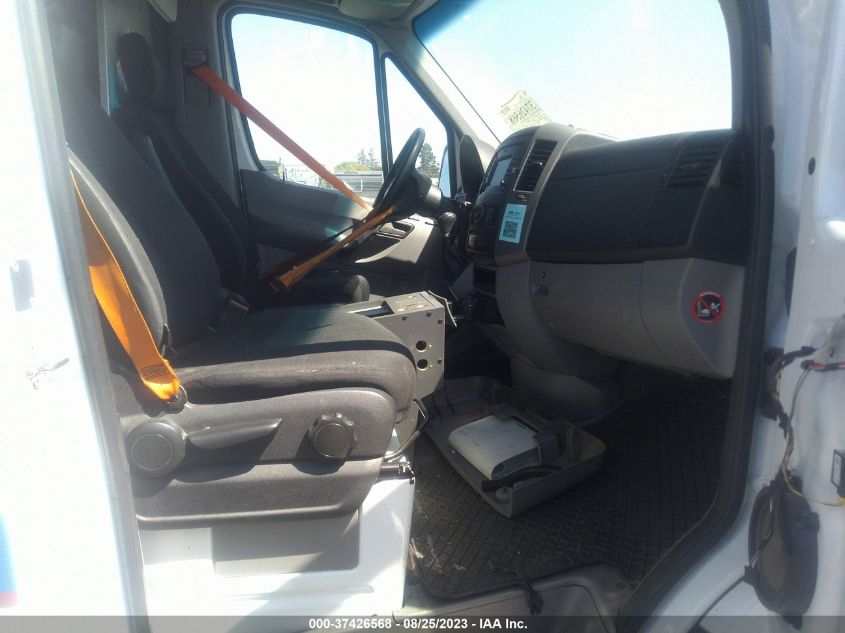 2016 MERCEDES-BENZ SPRINTER CARGO VANS WDAPE7CD8GP197298