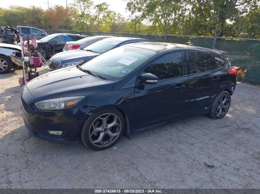 2016 FORD FOCUS SE - 1FADP3K24GL239319