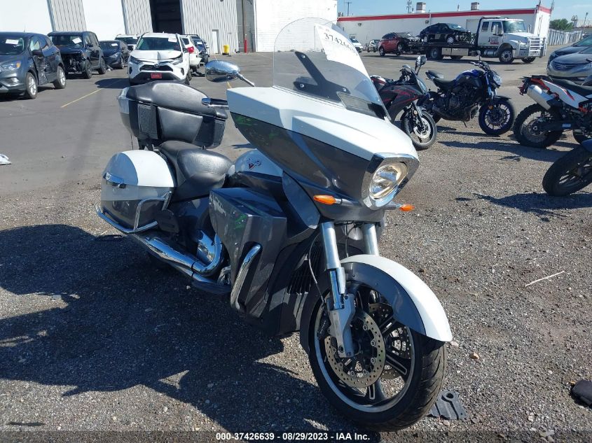 2015 VICTORY MOTORCYCLES CROSS COUNTRY TOUR - 5VPTW36N3F3039593