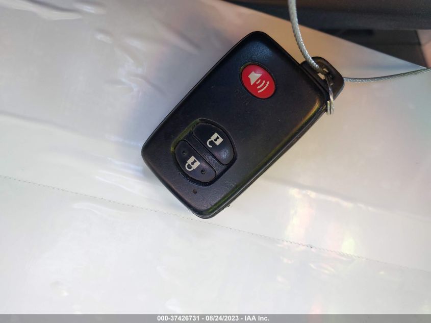 2014 TOYOTA PRIUS FOUR/FIVE/THREE/ONE/TWO - JTDKN3DU3E0360914