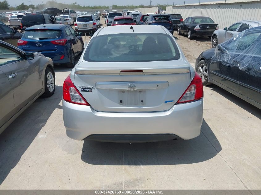 2015 NISSAN VERSA S PLUS - 3N1CN7AP0FL802761